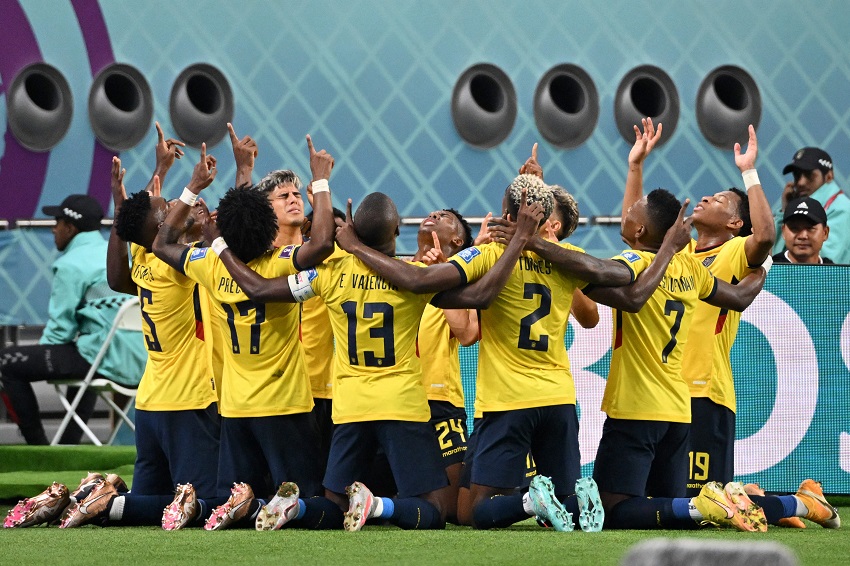 Ecuador se mide a Australia en el debut del seleccionador Félix Sánchez