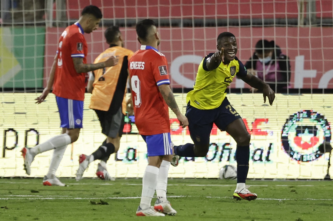 Ecuador, por la séptima victoria ante Chile en eliminatorias