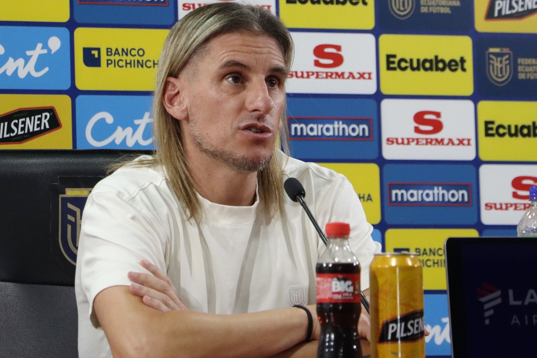 Defender como el Arsenal y atacar como el Barcelona: Sebastián Beccacece y su modelo de juego