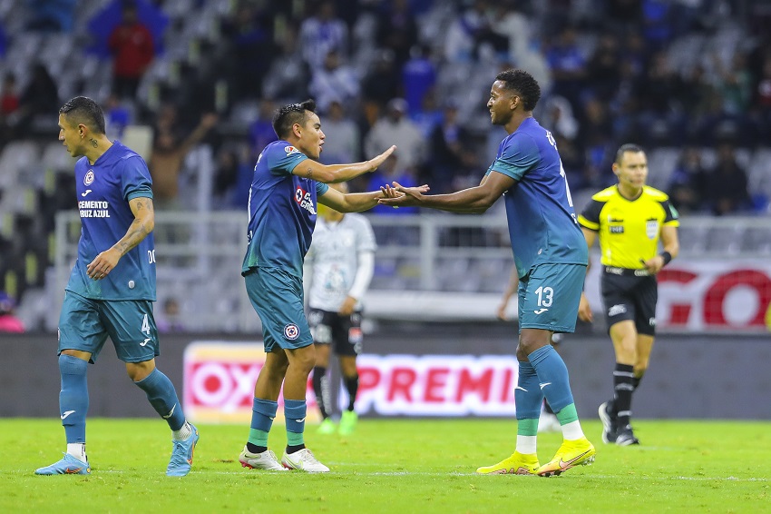 Michael Estrada Cruz Azul