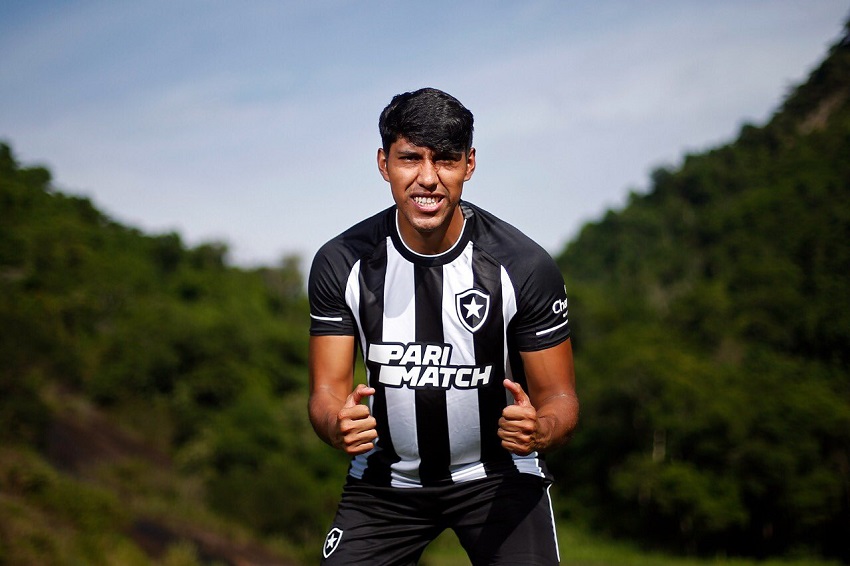 Luis Segovia dejará Botafogo para vincularse al Molenbeek de Bélgica