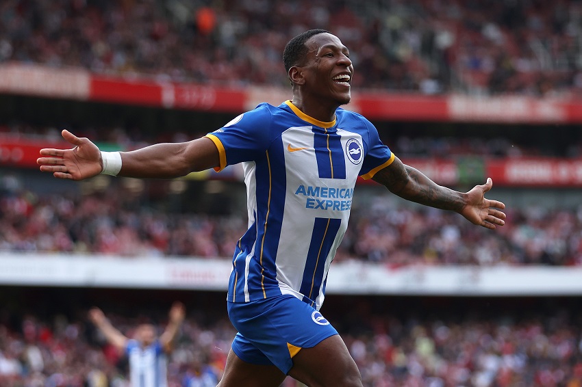 Pervis Estupiñán, elegido el jugador del partido por los aficionados del Brighton