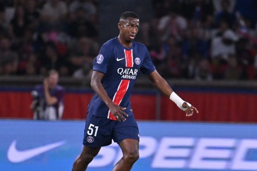 PSG, con Willian Pacho en el rol estelar, exhibe poder ofensivo para destrozar al Montpellier
