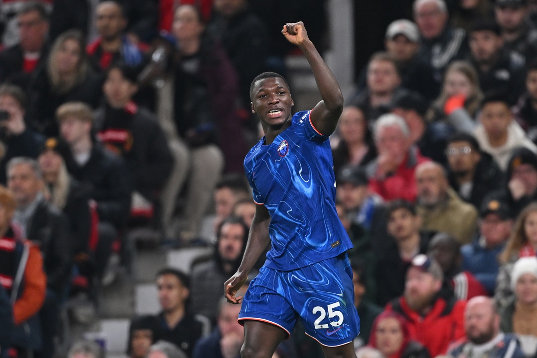 Moisés Caicedo, nominado a jugador del mes en la Premier League