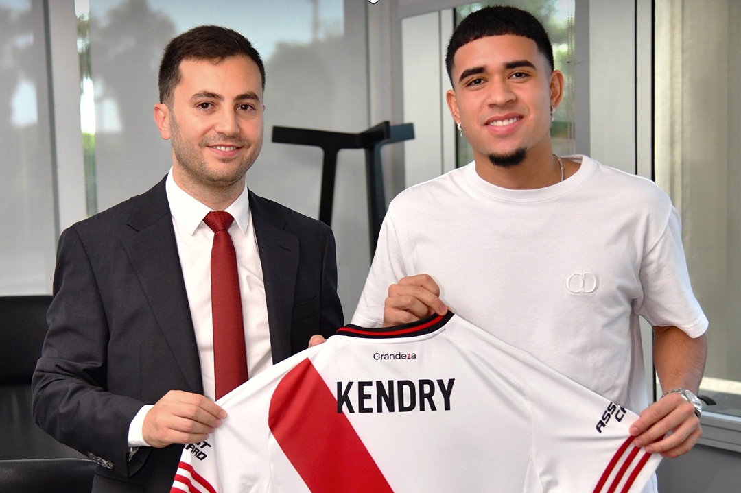 Kendry Páez se convierte oficialmente en nuevo jugador de River Plate