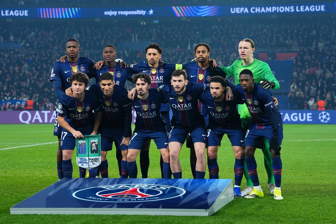 Willian Pacho cumple como titular, pero el PSG cede un empate ante Newcastle y va a playoffs