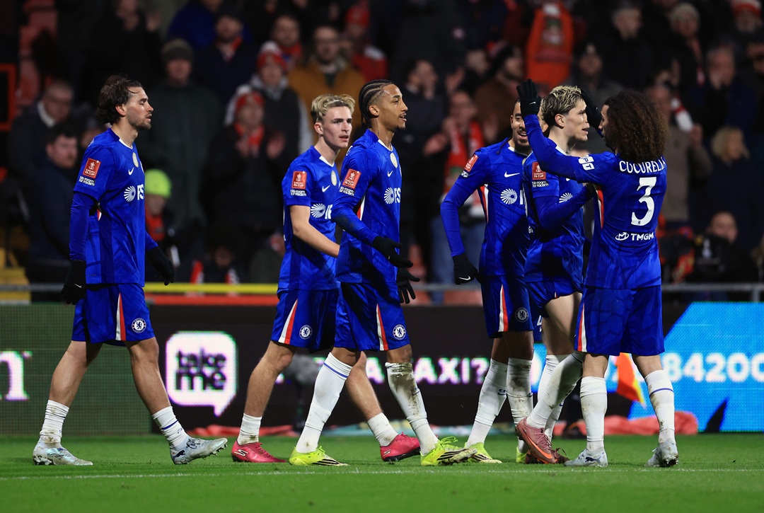 Chelsea, que da descanso a Moisés Caicedo, sufre para vencer al Wrexham y se mete en cuartos de la FA Cup