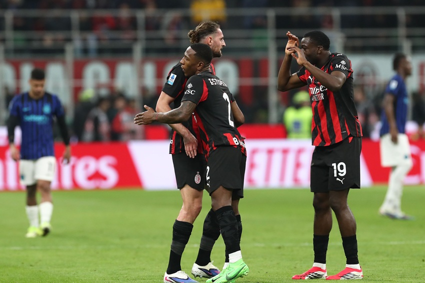 Pervis Estupiñán anota y da la victoria al Milan, que acorta distancia con el Inter