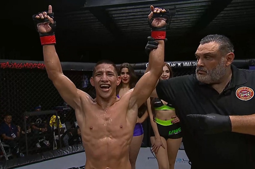 Cristhian Rivas aniquila a Mahatma García en el combate estelar de la UWC 36