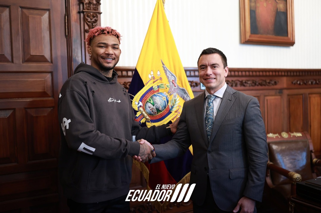 Michael Morales es recibido por el presidente Daniel Noboa en el Palacio de Carondelet