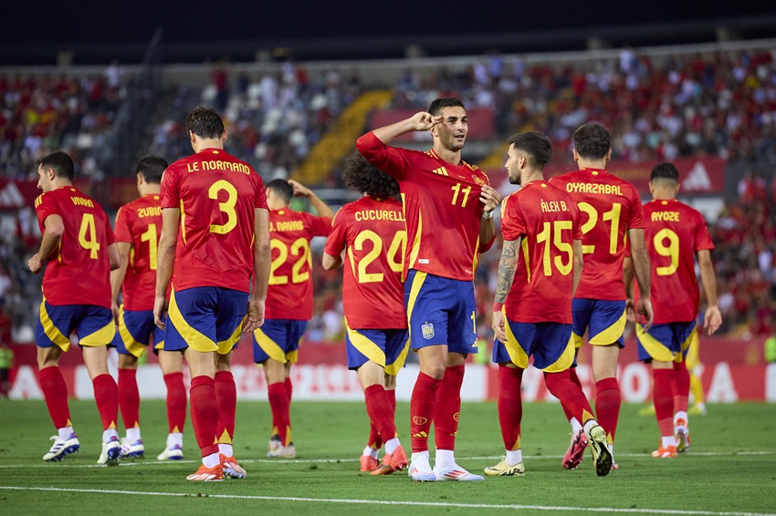 España conforma la lista definitiva de 26 jugadores para la Eurocopa