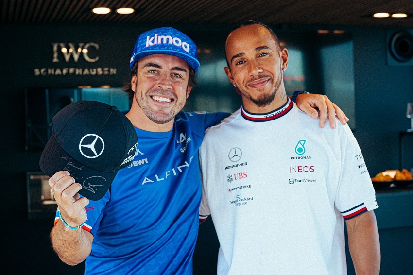 Alonso ofrece disculpas a Hamilton tras fuerte crítica en Bélgica