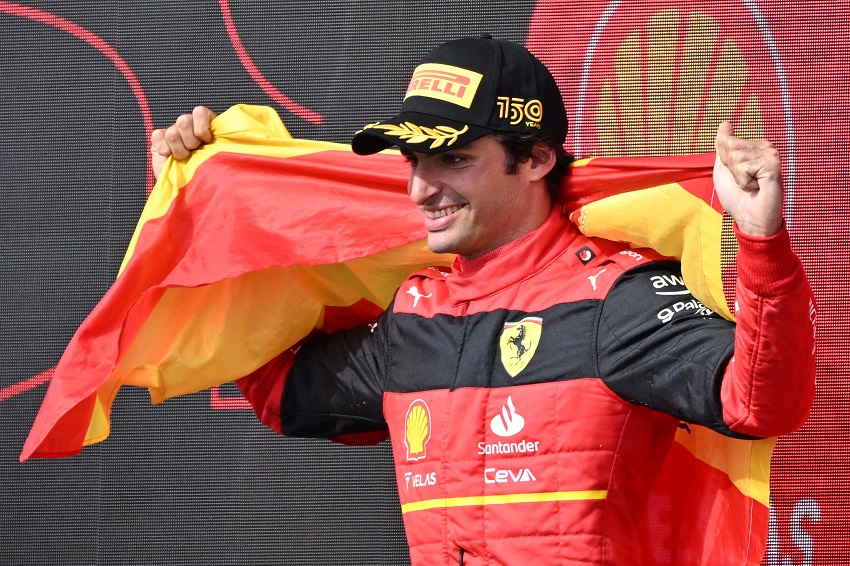 Carlos Sainz se impone en Gran Bretaña y consigue su primera victoria en la F1