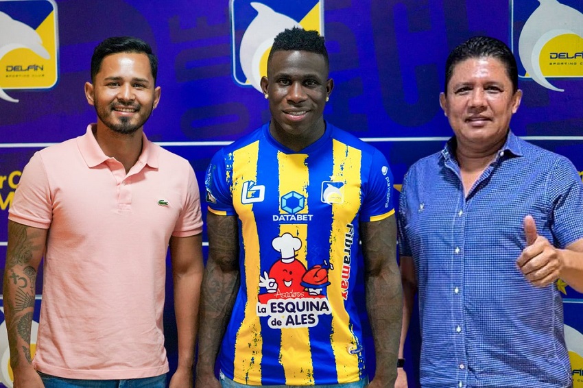 Delfín refuerza su ataque con la contratación de Kevin Mercado