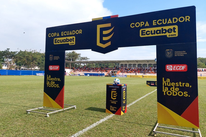Copa Ecuador confirma la programación de los partidos Bonita Banana-El Nacional y Unión Manabita-Emelec