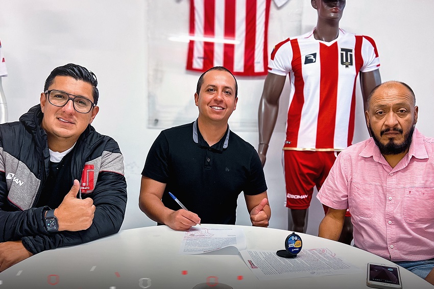 Técnico Universitario renueva el contrato con el entrenador Juan Pablo Buch