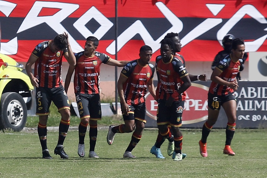 Deportivo Cuenca se candidatiza a la etapa tras conseguir remontada sobre Independiente del Valle