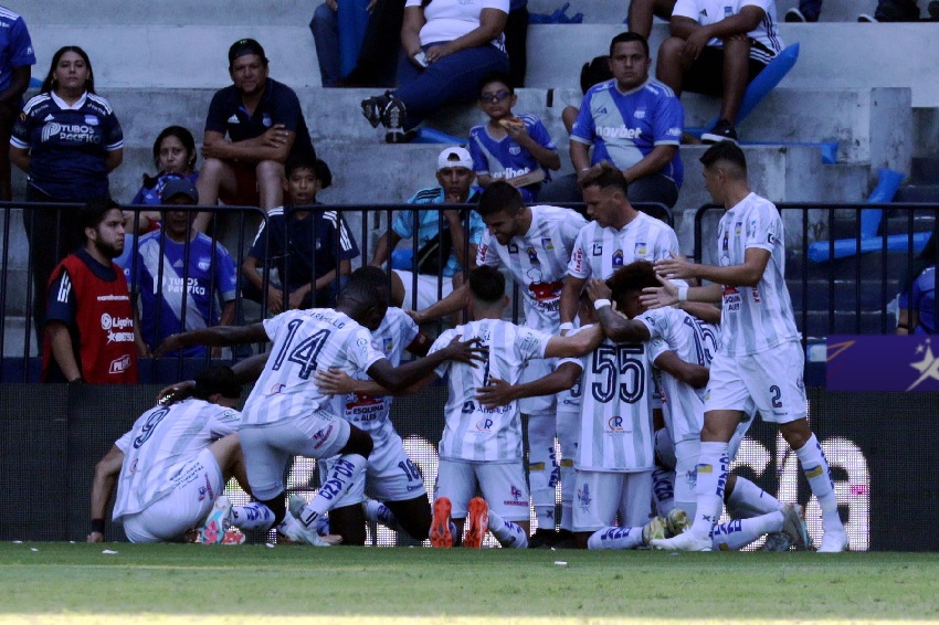 Delfín asesta golpe clave en el inicio del segundo tiempo y agrava la crisis de Emelec