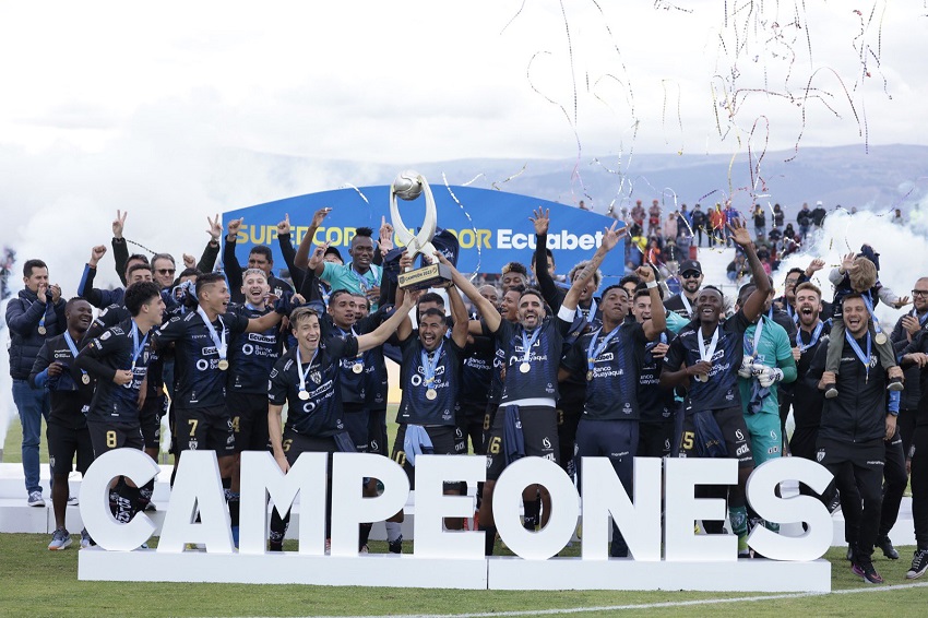 Independiente del Valle golea a Aucas y conquista la Supercopa Ecuador