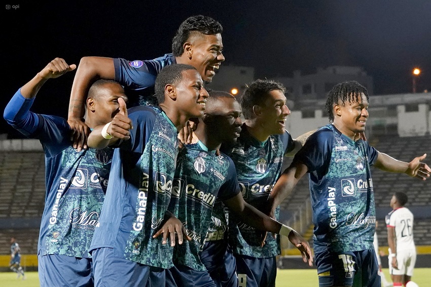 Macará continúa en lo más alto tras una décima jornada marcada por alto registro de goles