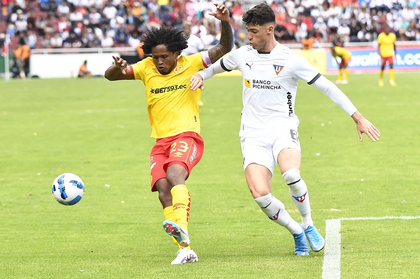 Christian Alemán termina su vínculo con Aucas y vuelve al fútbol europeo