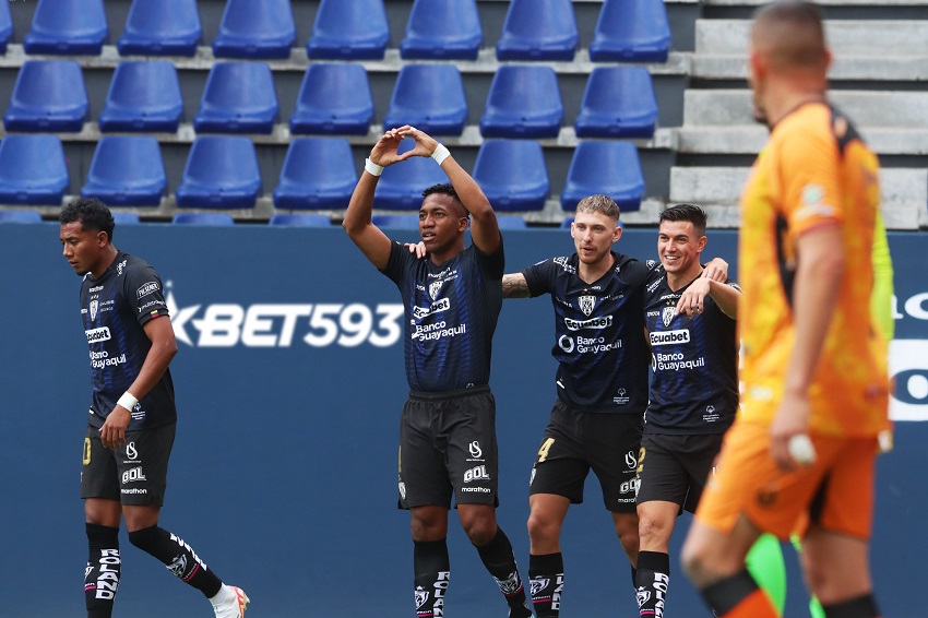 Independiente del Valle vuelve a la senda del triunfo y complica más a Libertad