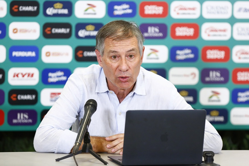 Ariel Holan, nuevo director técnico de Barcelona