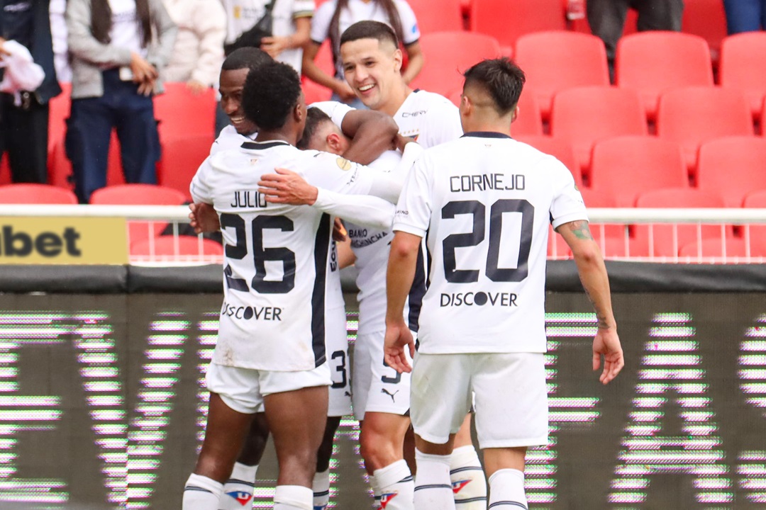 Liga de Quito, con la jerarquía de su delantera, remonta a Cumbayá