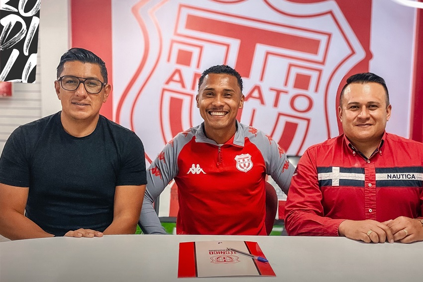 Técnico Universitario concreta el retorno del defensor Eddie Guevara