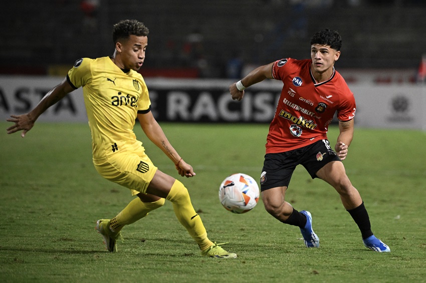 Byron Castillo Peñarol Libertadores