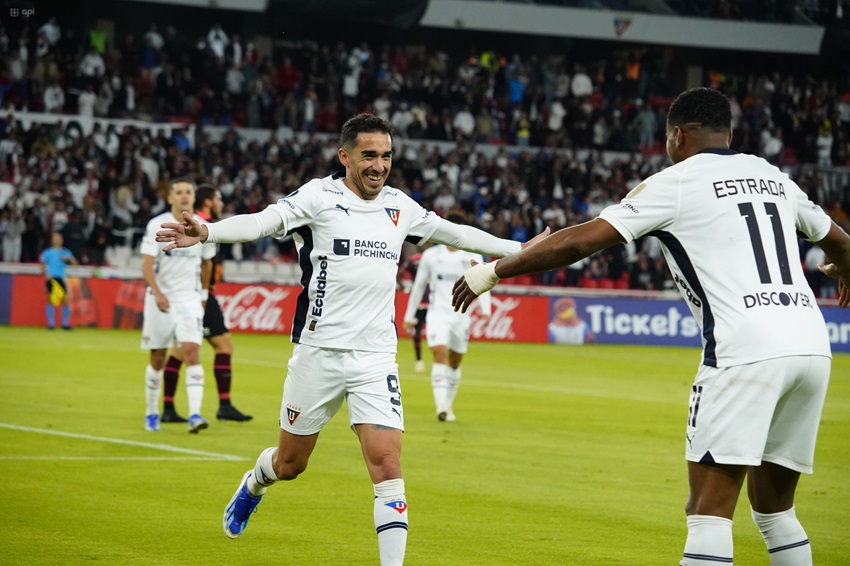 Liga de Quito doblega a Universitario y obtiene el cupo a la Sudamericana