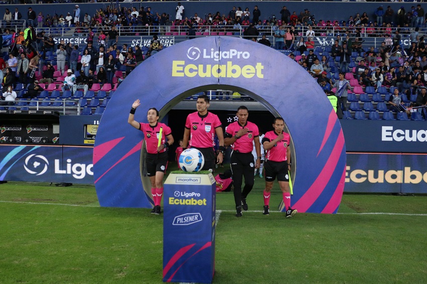 LigaPro define la programación de la fecha 15 con tres partidos en horario unificado