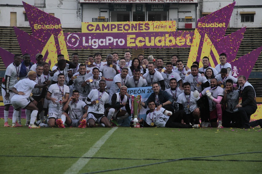 Cuniburo, campeón de la Serie B y que se estrenará en Serie A, cambia su nombre a Vinotinto del Ecuador