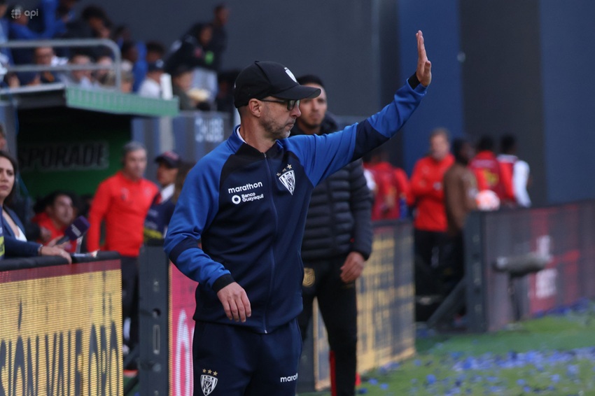 Javier Rabanal se despide de Independiente del Valle para vincularse a Universitario