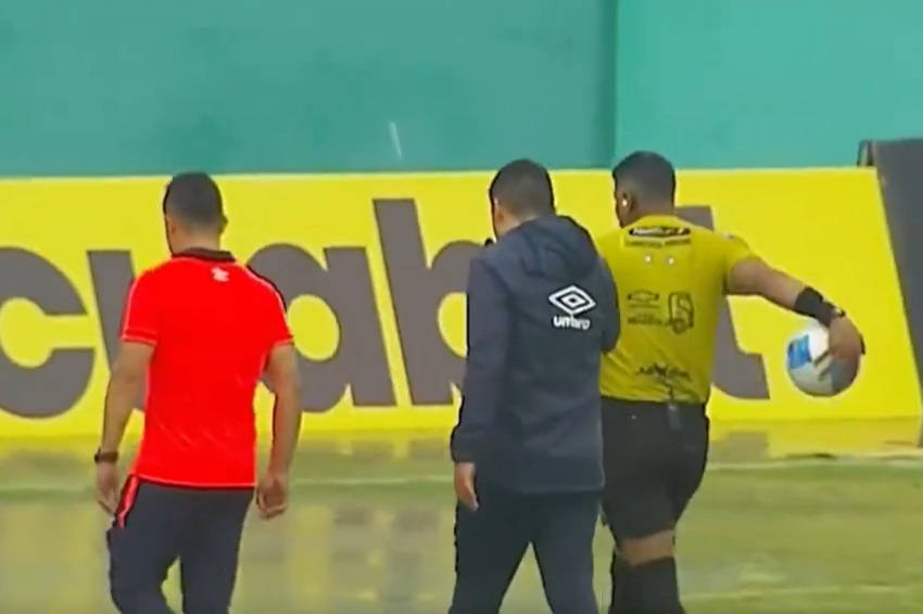 Partido entre Río Aguarico y Universidad Católica por Copa Ecuador, suspendido por lluvia
