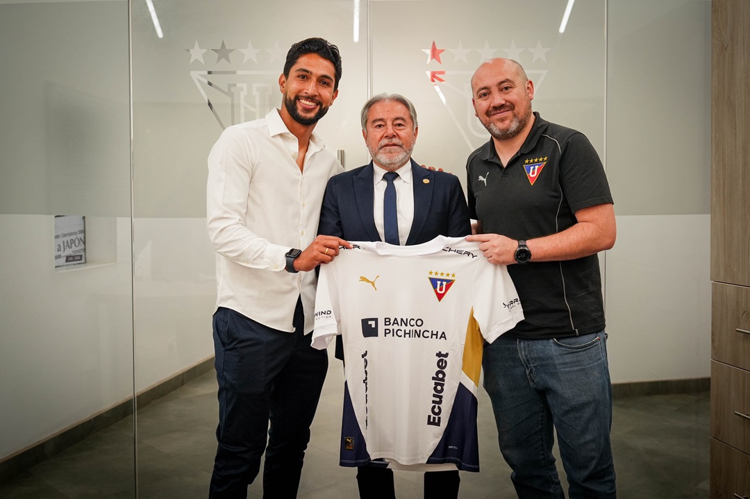 Liga de Quito oficializa la contratación de Jeison Medina
