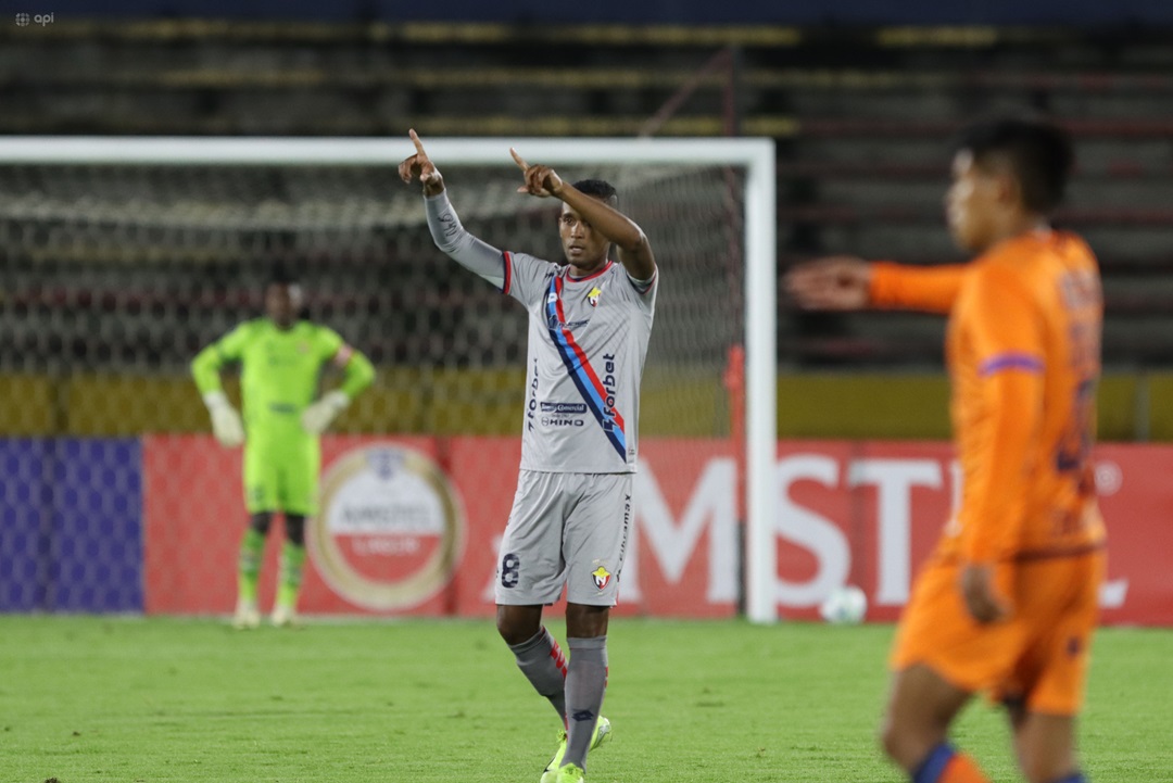 "Fidel Martínez ya está fuera de El Nacional", confirma Marco Pazos