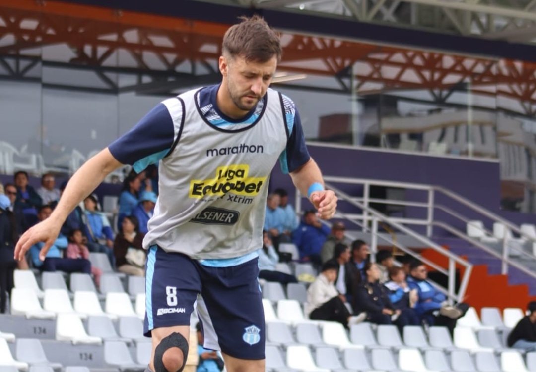 Macará informa que Gastón Blanc sufrió una grave lesión de rodilla