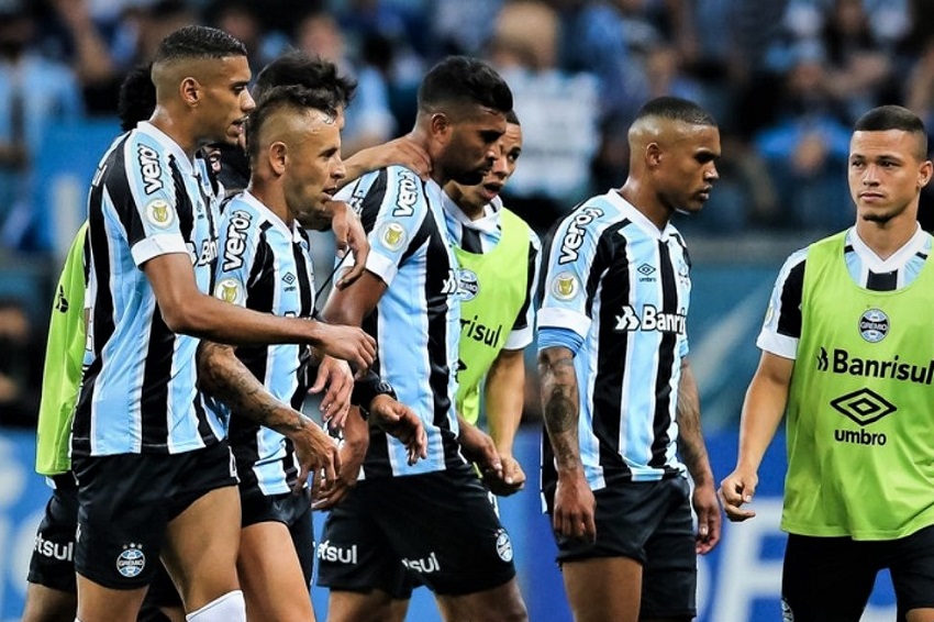 Gremio venció al campeón Atlético Mineiro, pero no evitó el descenso