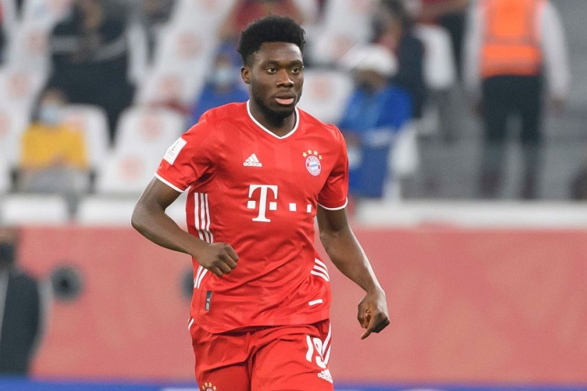 Alphonso Davies presenta una miocarditis tras superar el covid, informa el Bayern