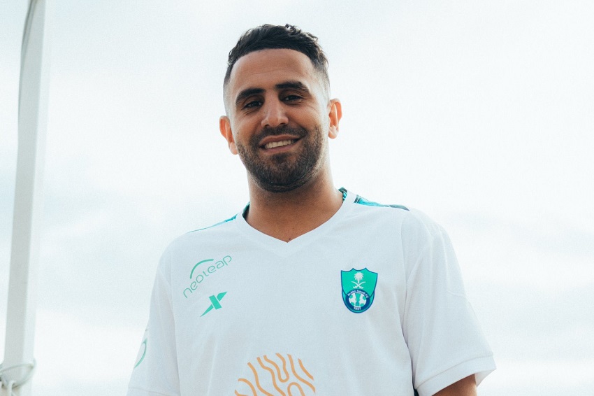 Riyad Mahrez deja el Manchester City y firma con el club árabe Al-Ahli
