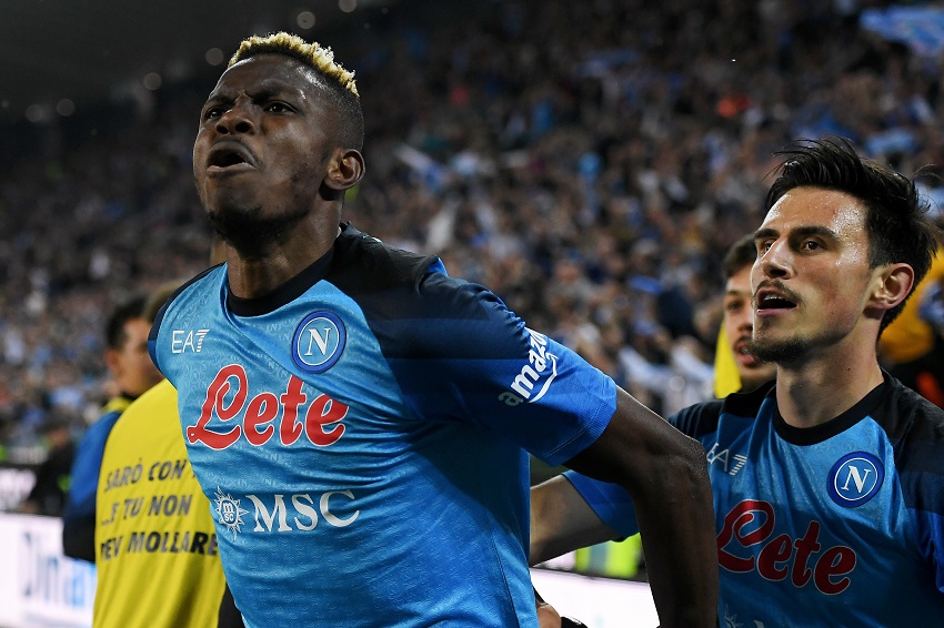 Napoli obtiene su tercer título y vuelve a festejar después de 33 años
