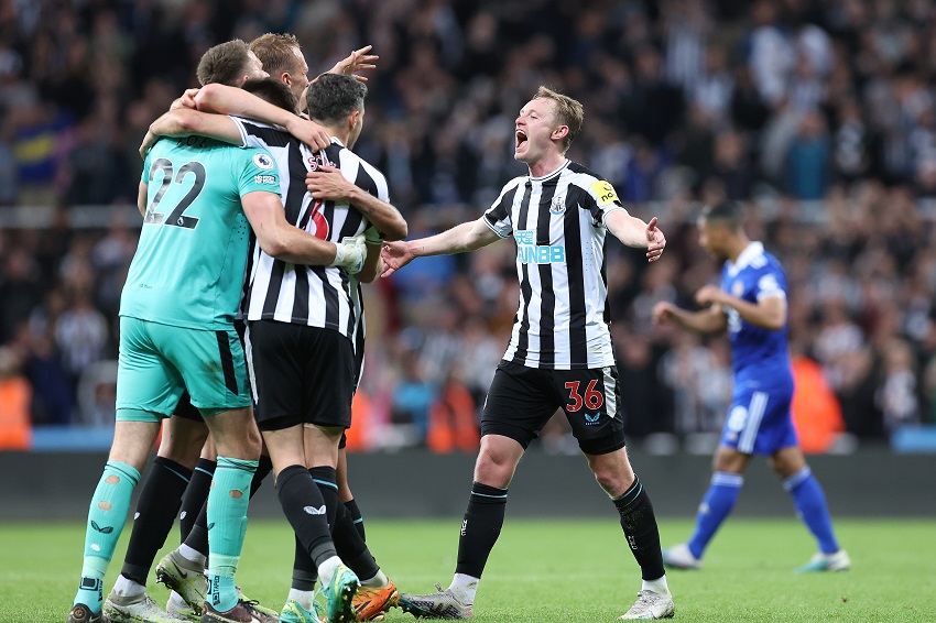 Newcastle cumple el objetivo y asegura su regreso a la Liga de Campeones