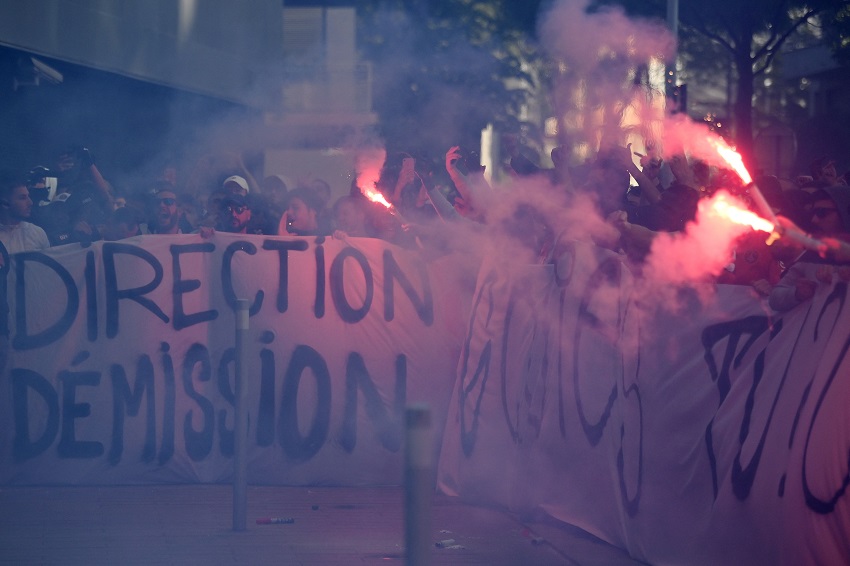 PSG hinchas París Mesis
