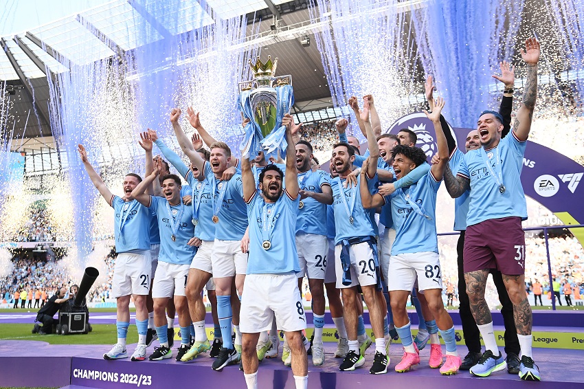 Manchester City celebra el título con victoria ante Chelsea
