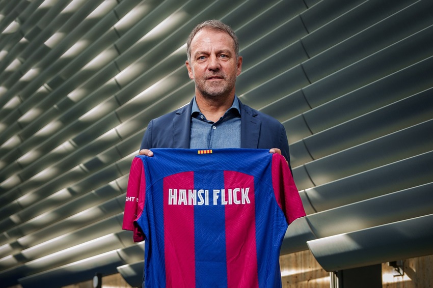 Revelan el sueldo que tendrá el técnico Hansi Flick en el Barcelona