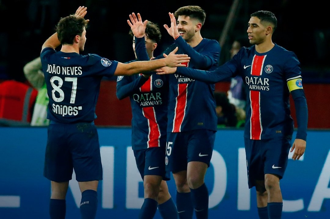 PSG, que no exige a Willian Pacho, asegura el triunfo en los últimos minutos ante Toulouse para afianzarse en la cima