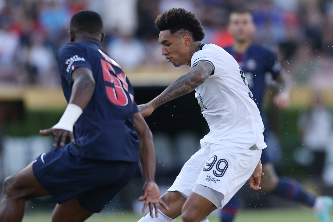 "Vinimos para ser campeones", asegura Igor Jesus tras comandar la victoria de Botafogo ante PSG