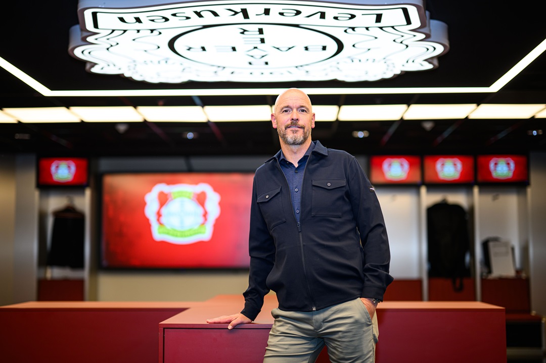 Bayer Leverkusen de Piero Hincapié confirma a Erik ten Hag como su nuevo entrenador