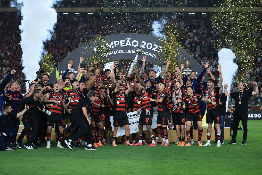 Flamengo de Gonzalo Plata se impone a Palmeiras y conquista la Copa Libertadores